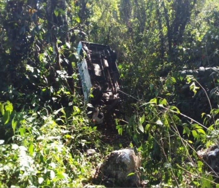 Mueren 3 tabasqueños y 23 más resultan lesionados en accidente en Salto de Agua, Chiapas
