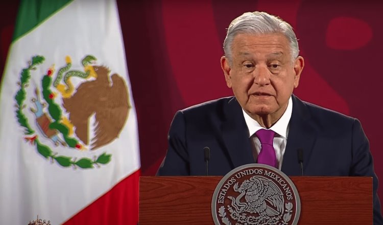 Llama Obrador al diálogo a líderes petroleros, ante inconformidad por basificaciones
