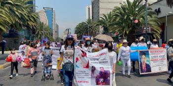 Marchan colectivos en CDMX para exigir un alto a la violencia contra niños