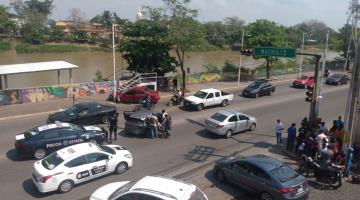 Sábado de choques en Centro... se registran 5 accidentes viales