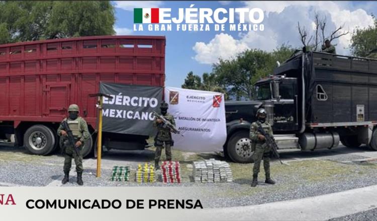 Decomisa Sedena dos camiones con 300 kilos de cocaína en Tamaulipas
