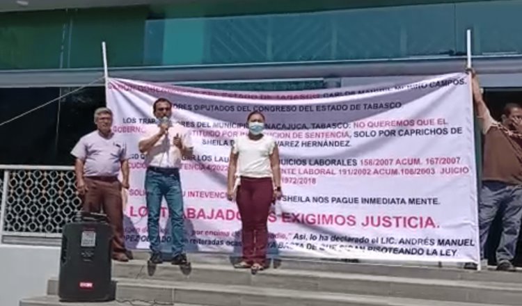 Extrabajadores de Nacajuca exigen el pago de laudos