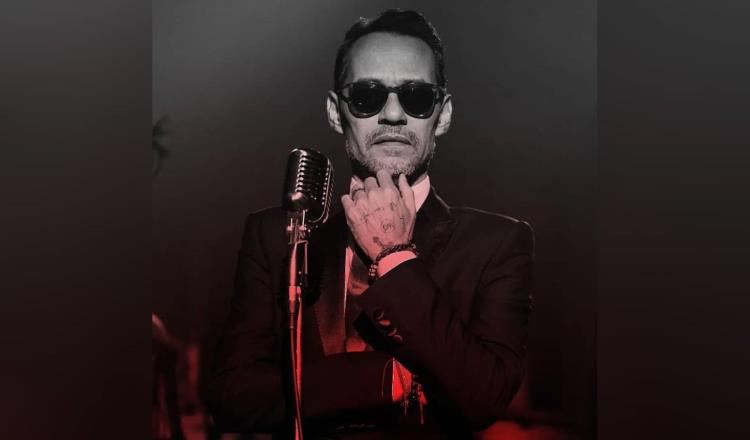 Marc Anthony sufre accidente en escalera, cancela concierto en Panamá