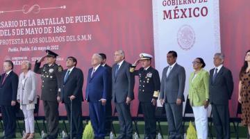 Asiste AALH al desfile conmemorativo por el 160 Aniversario de la Batalla de Puebla