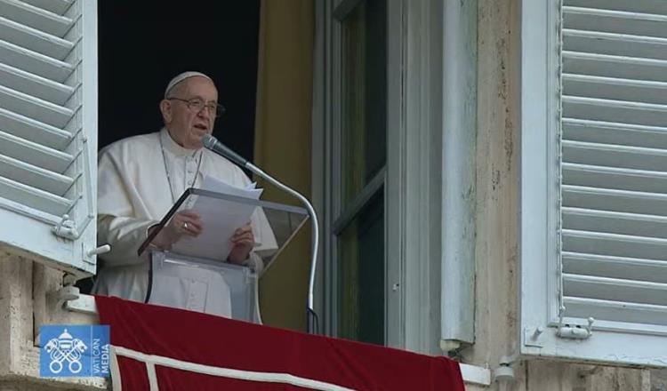 Ora Papa Francisco por víctimas de explosión en hotel de La Habana