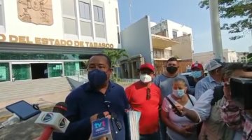 Habitantes de colonia irregular en Jalapa piden liberación de 600 títulos de propiedad