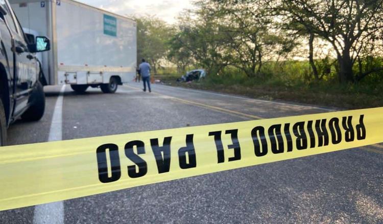Muere niña y tres personas resultan heridas en choque en la Vhsa-Frontera