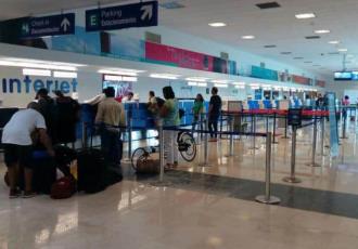 Aeropuerto de Villahermosa mantendrá uso obligatorio de cubrebocas en sus instalaciones y vuelos