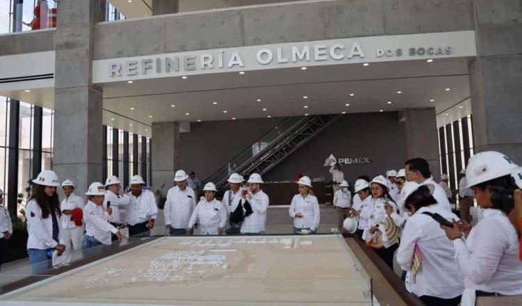 Critica JMF que refinería Olmeca solo sirva de destino turístico