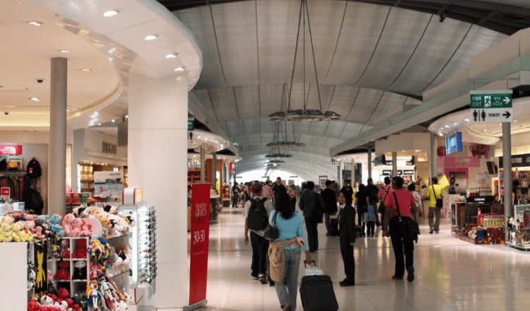 Investiga Cofece posibles prácticas monopólicas en comercios en los aeropuertos del sur-sureste