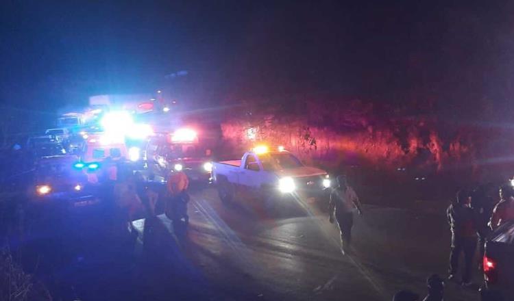 14 muertos y 19 heridos el saldo de accidente de autobús en Jalisco