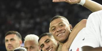 Mbappé le dice no al Real Madrid y renueva con el PSG hasta 2025