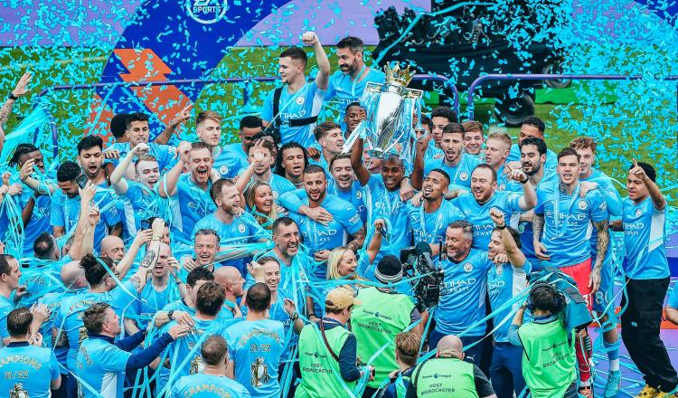 Remonta Manchester City y se consagra Campeón de la Premier League