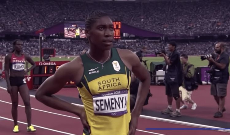 Campeona Olímpica Caster Semenya ofreció mostrar su cuerpo para probar que era mujer