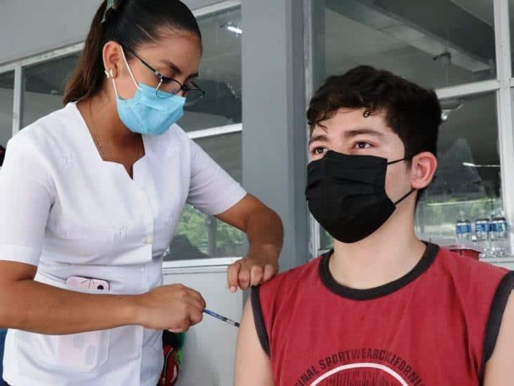 ¡No temen al COVID! En 2 días solo 18 adolescentes acuden a vacunarse en Huimanguillo