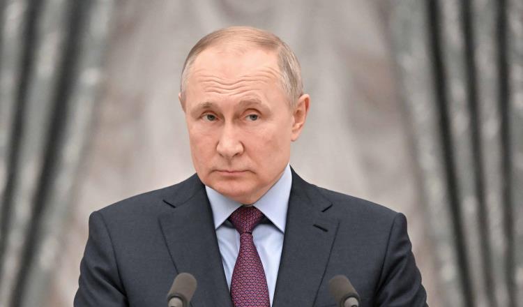 Ordena Putin aumento del salario mínimo y pensiones en un 10%