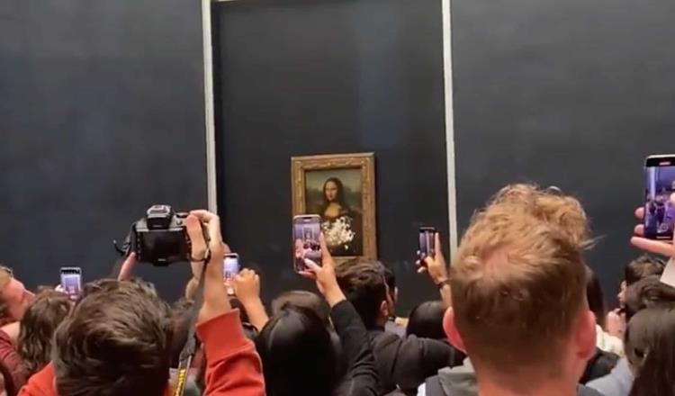 Lanzan ‘pastelazo’ a la Mona Lisa 