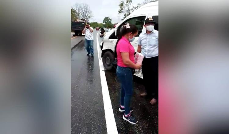 Choque en la Villahermosa-Macuspana deja 10 heridos