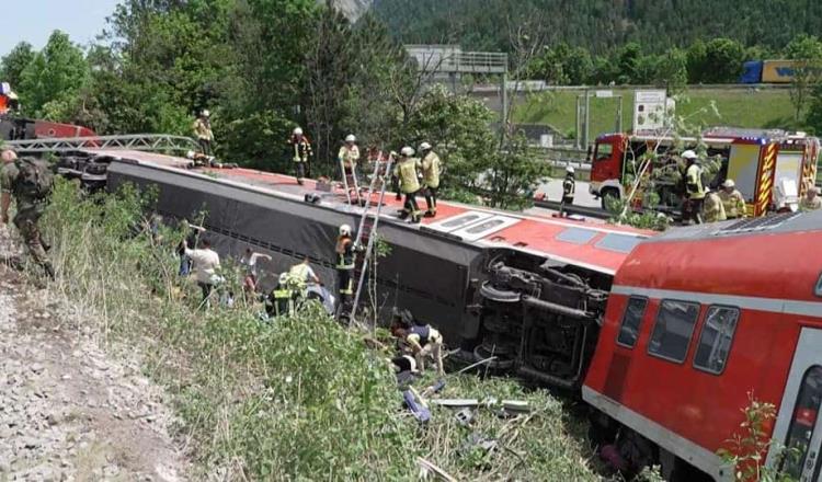 Descarrilamiento de tren en Alemania deja al menos 4 muertos