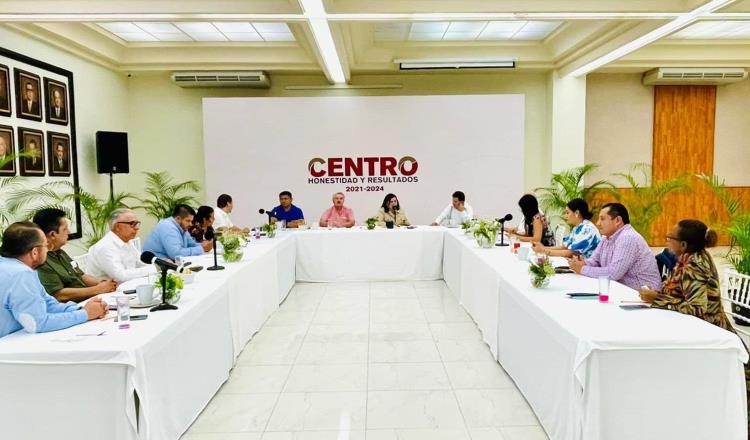 Diputados de Morena se reúnen con Yolanda Osuna en Palacio Municipal