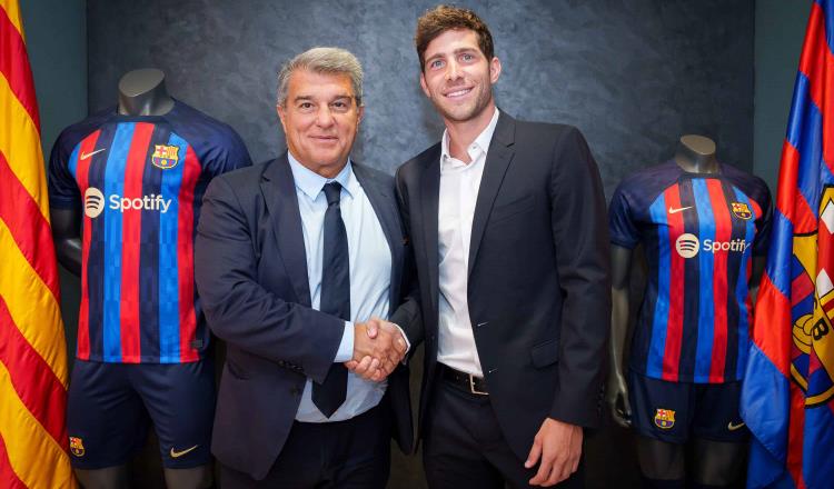 Barça extiende hasta 2023 el contrato de Sergi Roberto con cláusula de 400 mde