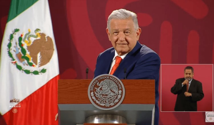 AMLO compromete que continuará basificación de transitorios en Pemex
