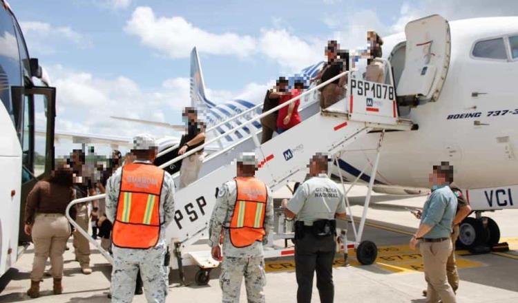 Deportan a 78 peruanos desde el Aeropuerto de Villahermosa: INM