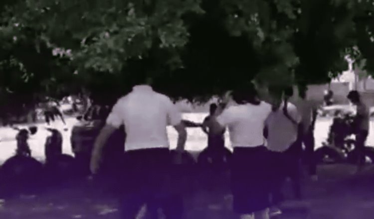 [VIDEO] ¡Otra pelea de estudiantes! ahora en el Cecyte 4 de Comalcalco