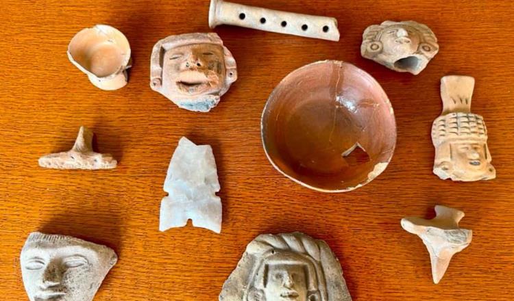 Devuelve familia española alrededor de 2 mil piezas arqueológicas a México