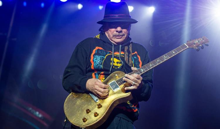 Pospone Carlos Santana 6 fechas de su gira, tras sufrir desmayo en el escenario 