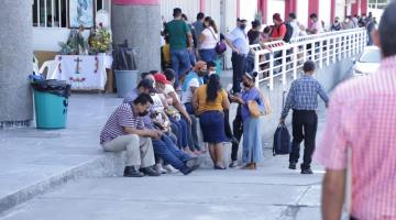 Quinta ola deja fuera a 200 profesionales de la salud del Juan Graham; prevén retrasos en citas y cirugías