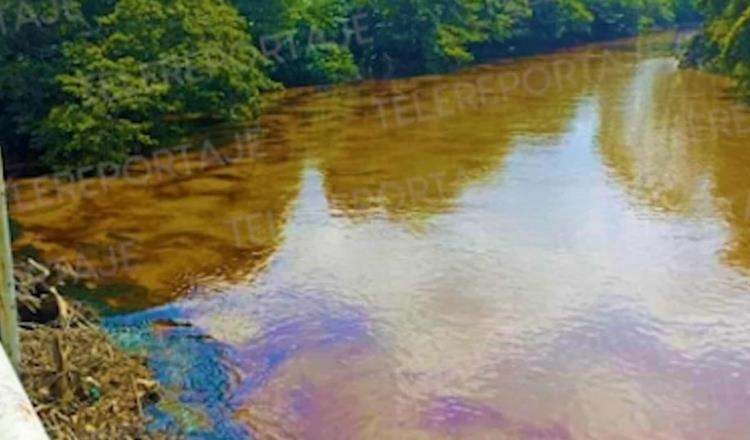 Gobierno de Tabasco analiza presentar denuncia por derrame de hidrocarburos en el Mezcalapa