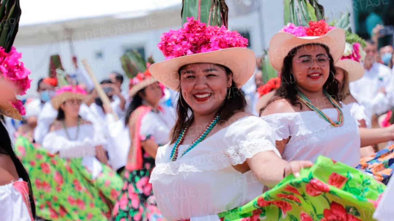 Danza, color y sabor en el Festival del Queso