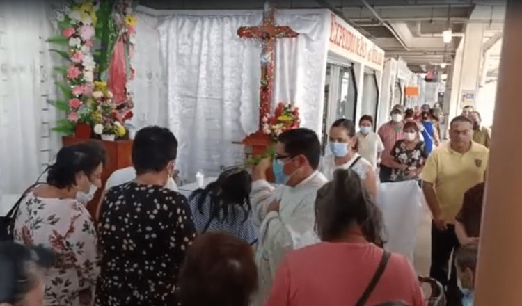 Con misa, celebran Día del Locatario en el mercado ‘Pino Suárez’