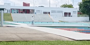 Reabren alberca pública de la Ciudad Deportiva en Villahermosa