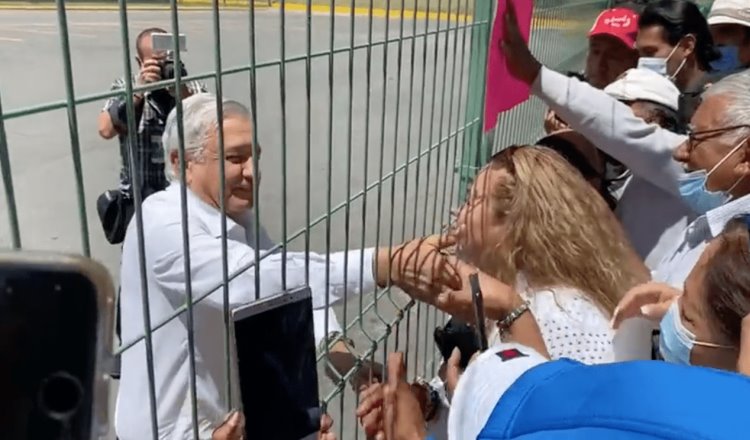 Soy su fan, presidente: Así recibieron a AMLO en Tlaxcala