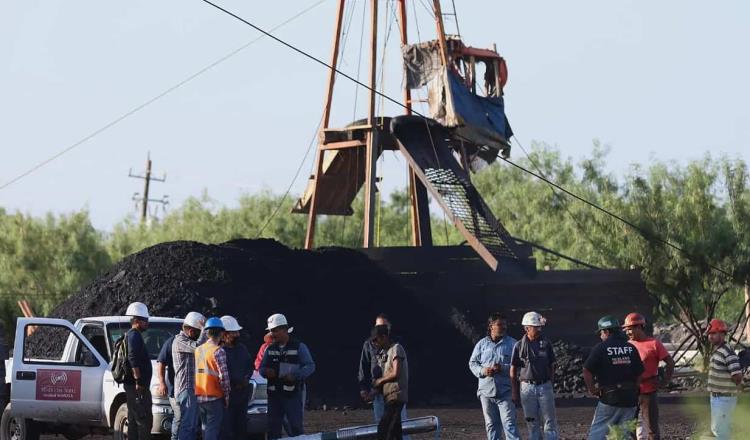 Este sábado se definirá si pueden entrar buzos para el recate de mineros en Coahuila; “hoy es un día decisivo”: AMLO