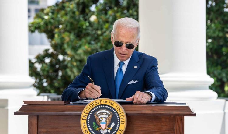 Joe Biden da negativo a prueba COVID, tras un caso de “rebote”