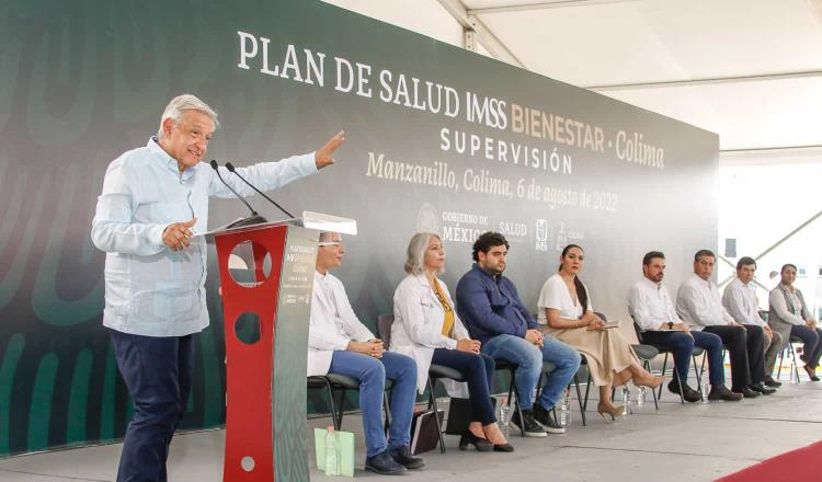 Defiende Obrador a gobernadora de Colima tras abucheos; “le tenemos toda la confianza”, dice