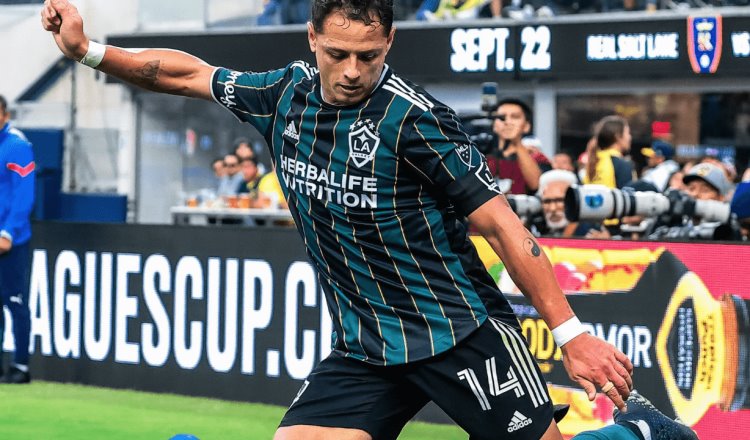 “Es surreal” representar a la MLS siendo mexicano: “Chicharito”