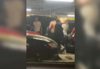 [VIDEO] Mujer dispara en estacionamiento de plaza comercial Town Square en Edomex