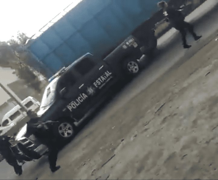 Tras embestir patrulla, se registra persecución a trailero sobre la Texcoco-Lechería en Edomex