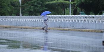 Onda tropical generaría lluvias puntuales intensas en Tabasco