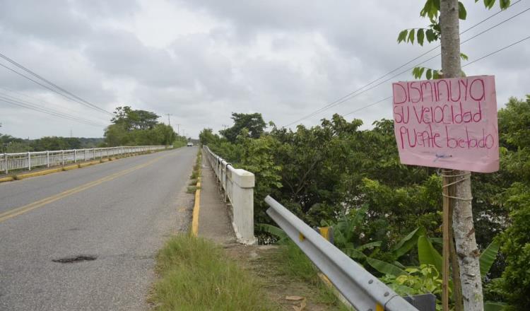 Denuncian mal estado del Puente de la Sierra