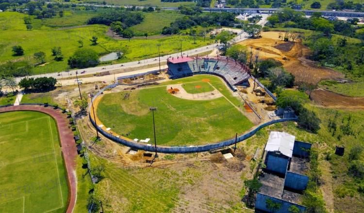 Macuspana da mantenimiento a estadio de beisbol para juegos Conade 2023