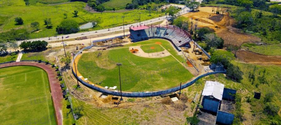 Macuspana da mantenimiento a estadio de beisbol para juegos Conade 2023