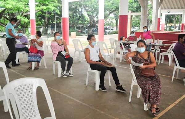 Disminuyen pruebas COVID en Centro; realiza Salud 50 test al día