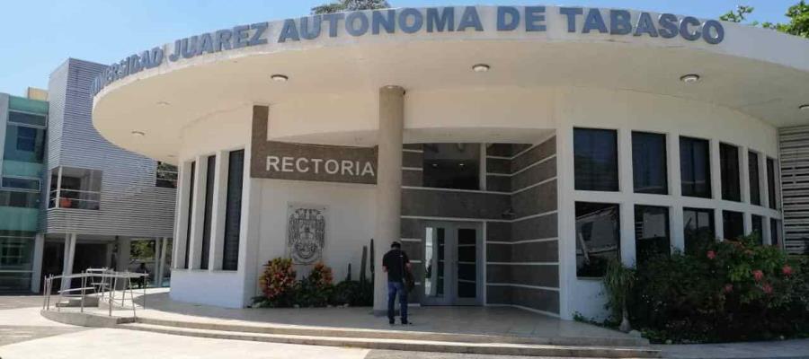 Notifica UJAT a 300 jóvenes seleccionados como beneficiarios de "Beca a un estudiante"