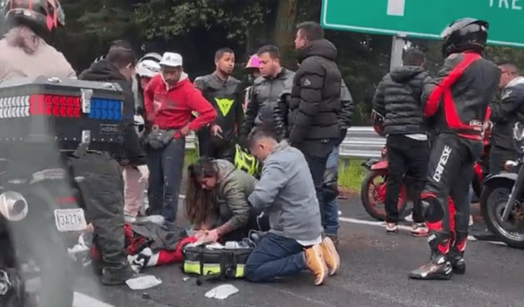 Accidentes en la México-Cuernavaca dejan motociclistas heridos