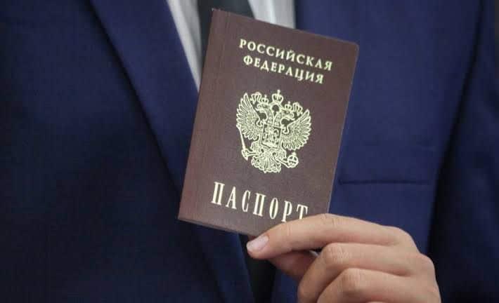 UE suspende acuerdo de visas para ciudadanos rusos 